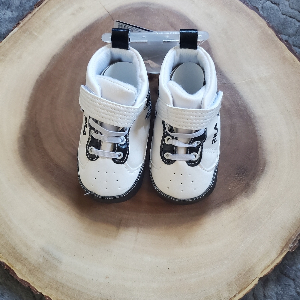 New FILA baby shoes 6-9m